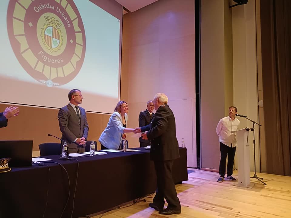 El Dia de la Guàrdia Urbana de Figueres, una celebració amb homenatges i reconeixements