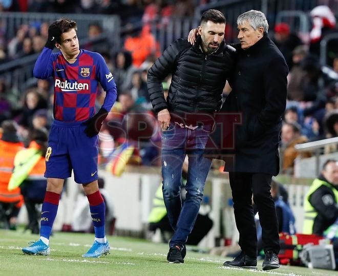 Las imágenes del estreno de Quique Setién en el banquillo del Camp Nou para el partido entre el FC Barcelona y el Granada de LaLiga Santander