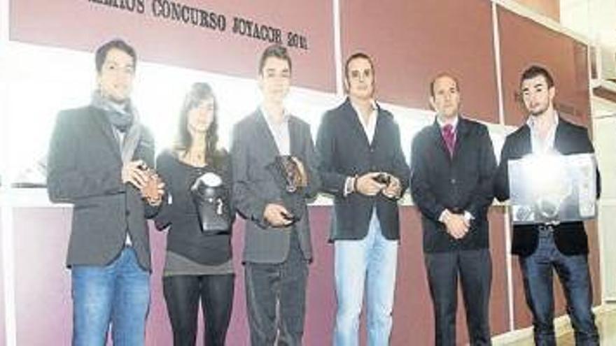 Joyacor entrega los premios a los jóvenes diseñadores del sector