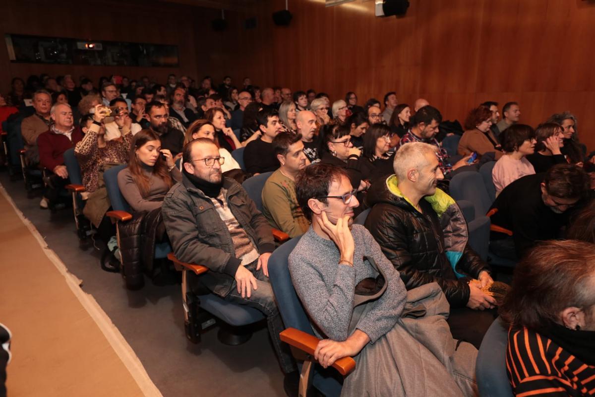 Presentación en la Filmoteca de Zaragoza del documental de Manolo Kabezabolo