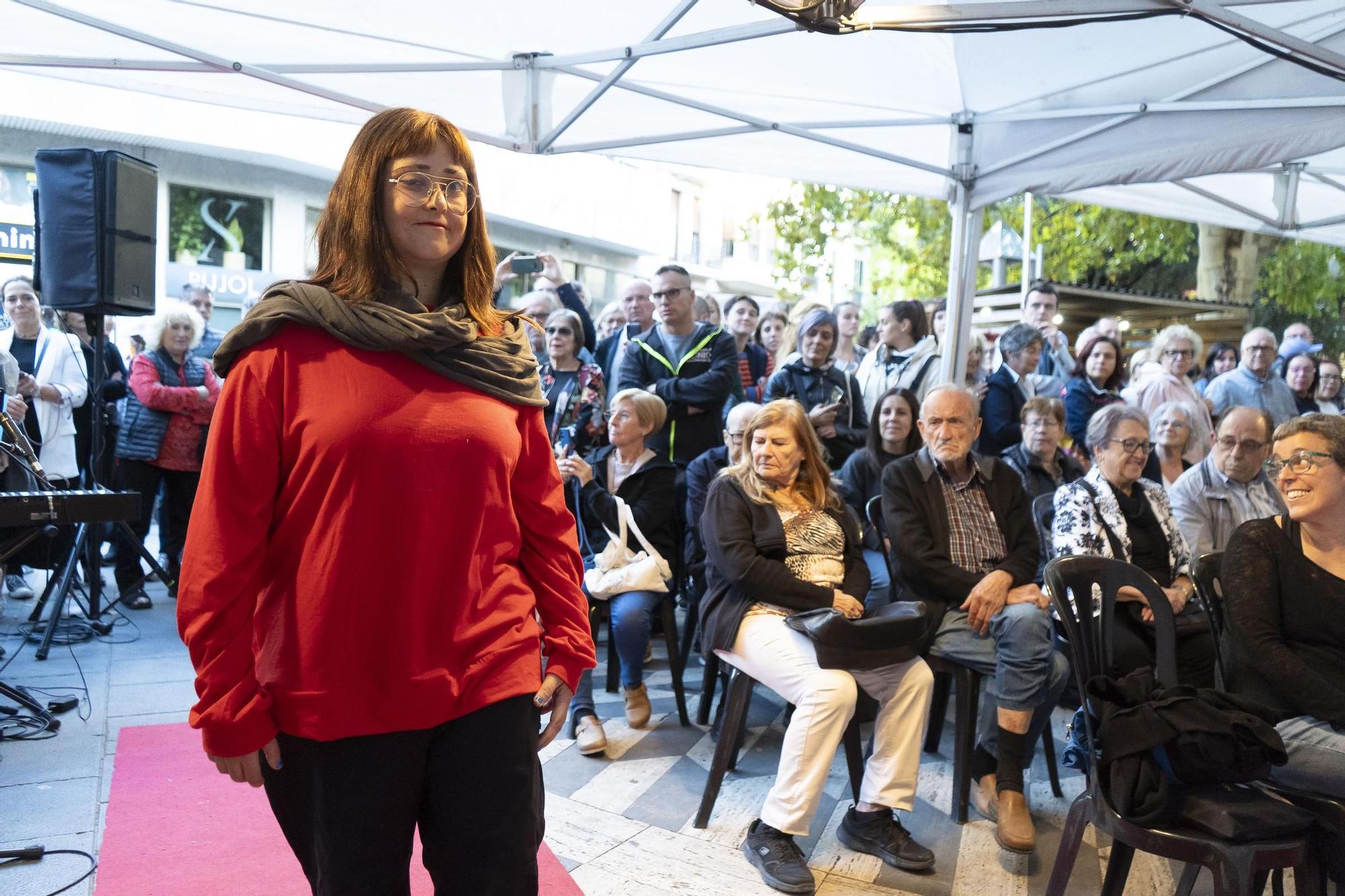 Totes les imatges de la desfilada de roba de l'Ecoviure de Manresa