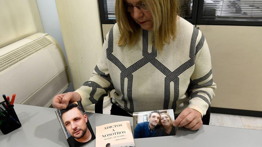 &#039;Adictos a nosotros&#039;: páginas de amor y dolor en torno a las drogas