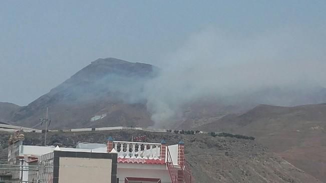 Incendio en un vertedero de La Aldea