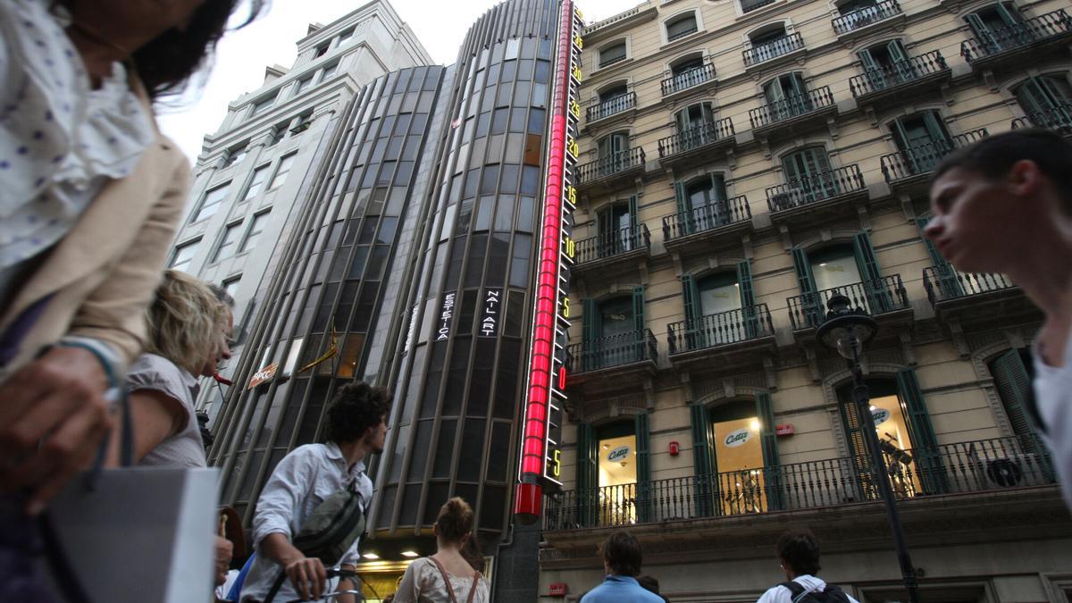 Termómetro del Portal de l'Àngel, en Barcelona.