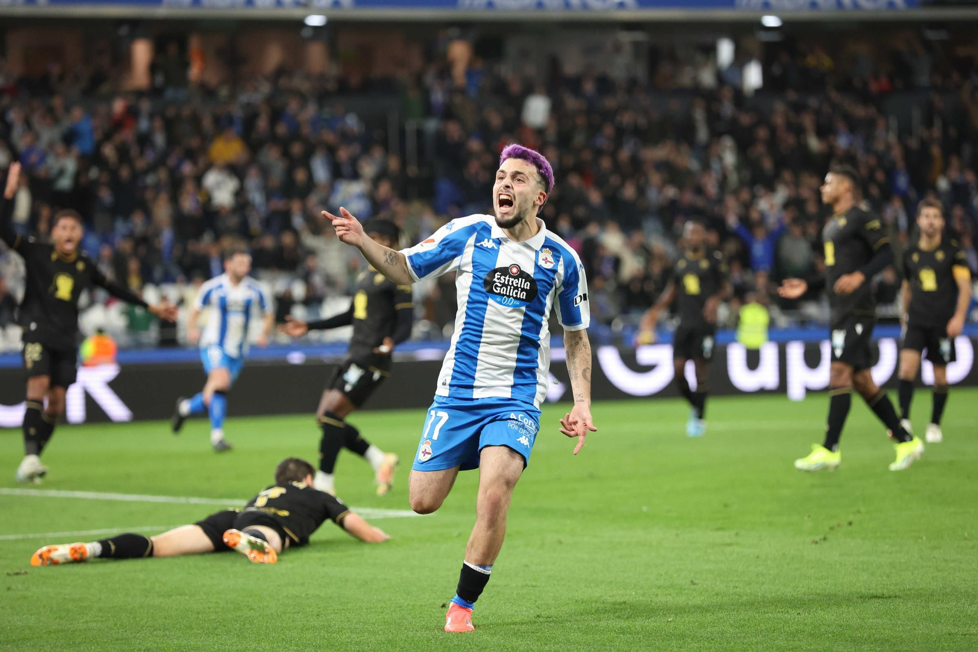 El Dépor golea al Castellón en Riazor (5-1)