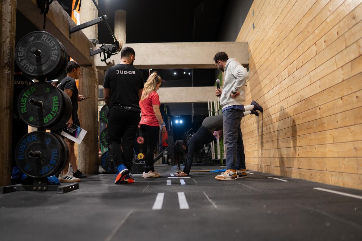 Imagen de archivo. Competición de CrossFit en Wezone.