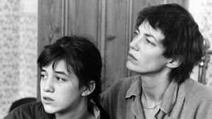 Charlotte Gainsbourg, junto a su madre, Jane Birkin.