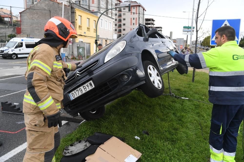 Aparatoso accidente en la avenida de Finisterre