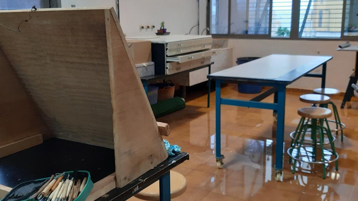 Las lluvias provocan inundaciones en la Escuela de Arte de Gran Canaria