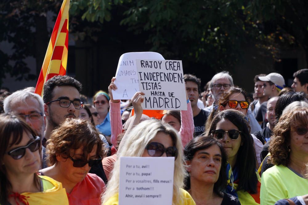 Estudiants, professors i personal de la UdG s''han manifestat a Girona