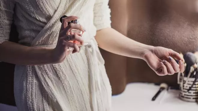 Los expertos perfumistas dicen que este perfume de Lidl huele igual que uno de lujo que llevan todas las novias