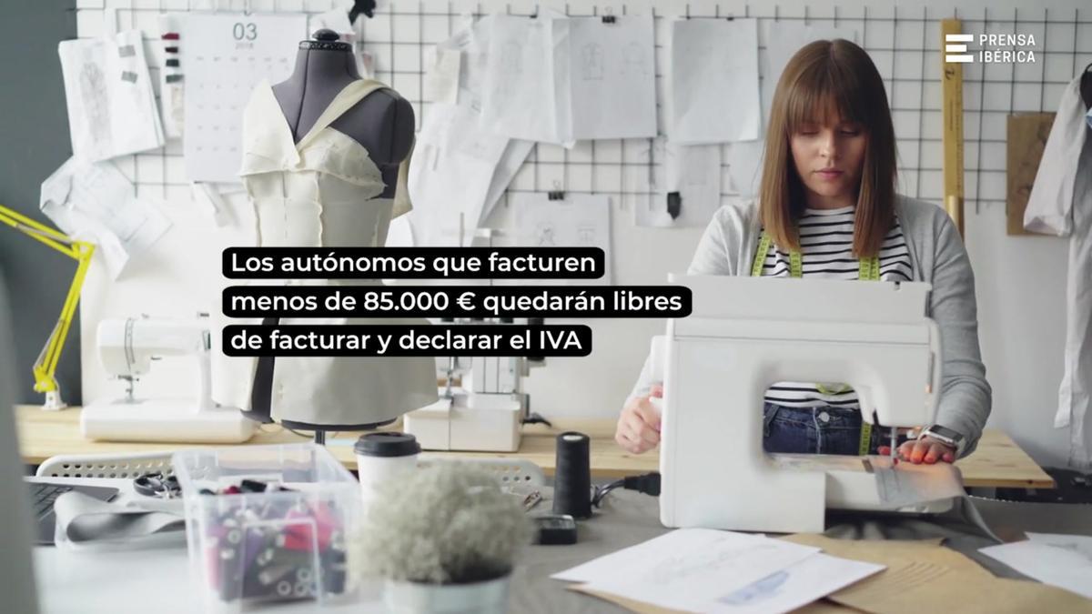 Los autónomos que facturen menos de 85.000€ quedarán libres de facturar y declarar el IVA