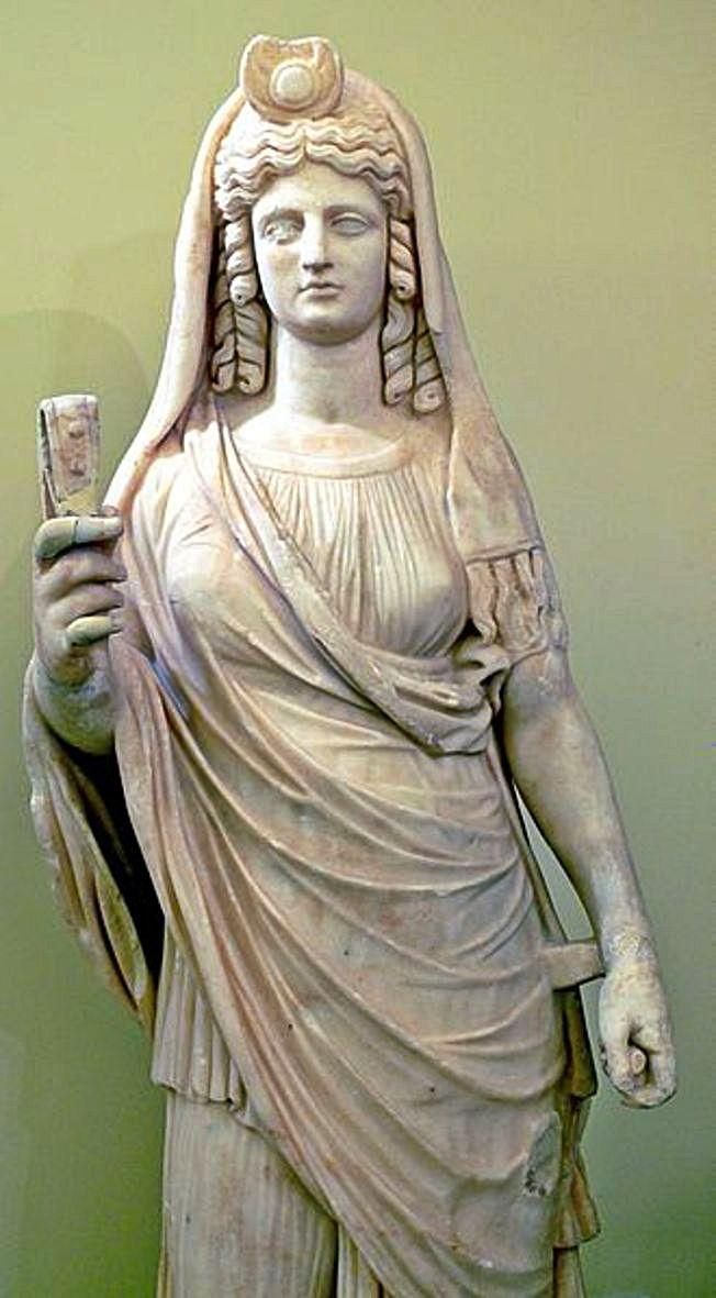 Estatua de Perséfone. Museo Arqueológico de Heraclión /