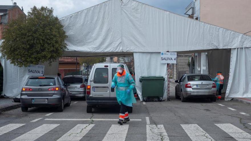 Galicia inicia la semana con el aumento de contagios y de la presión asistencial