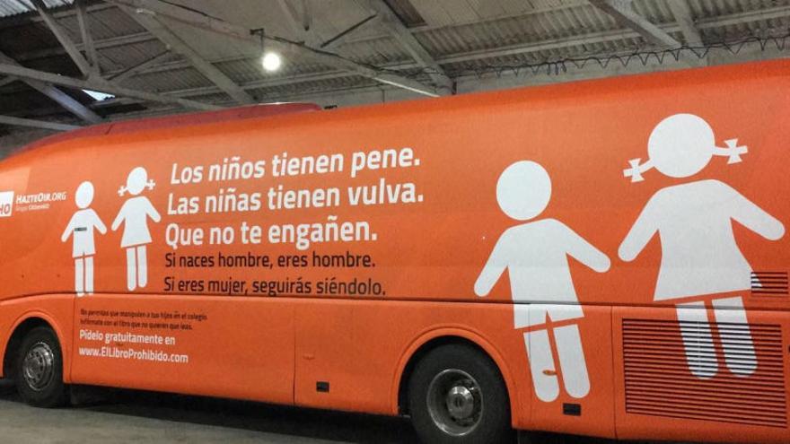 Madrid inmoviliza el autobús tránsfobo de &#039;Hazteoír&#039;