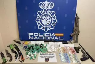 Desmantelado un narcopiso y detenidos cuatro miembros de una misma familia por vender heroína y cocaína