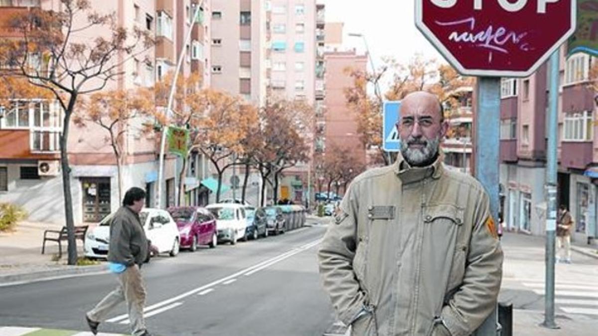 De vuelta a Llefià 8 Gilbert, el pasado miércoles en Badalona, donde vive con su madre.