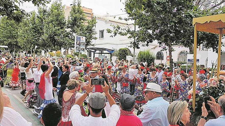 Los vecinos de la Vall con raíces andaluzas disfrutan de su Rocío