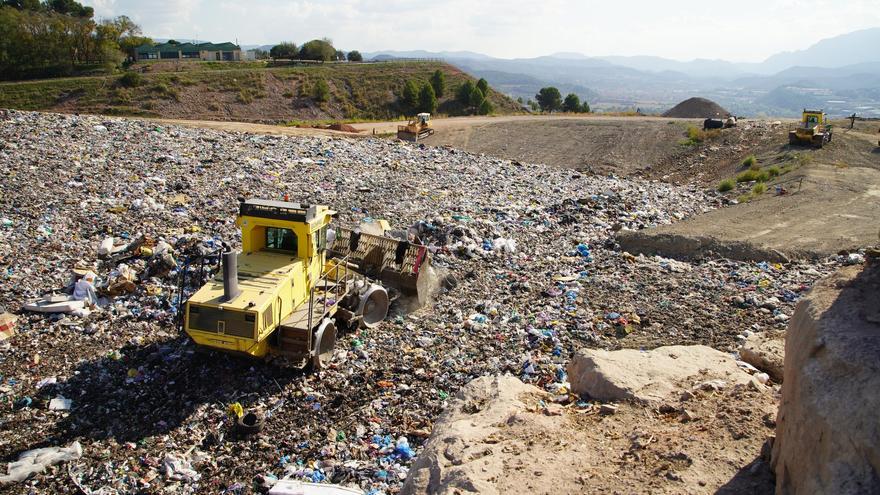 Fem Manresa alerta que caldran vuit milions d&#039;euros per clausurar l’actual dipòsit de residus