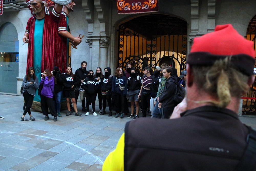 Els CDR ocupen l'Ajuntament de Girona