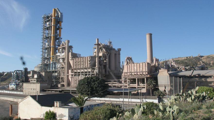 Aprobación definitiva del Plan Especial para ampliar la fábrica de cemento de La Araña