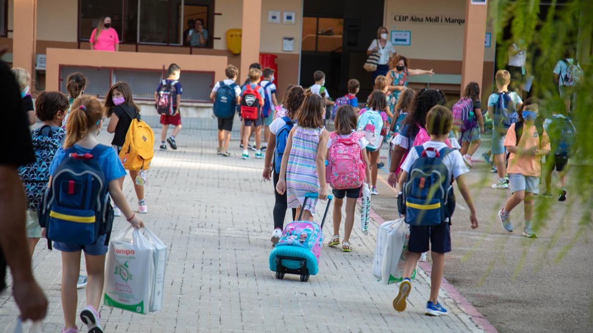 Los estudiantes no podían ir a clase ante una sospecha de contagio de covid.