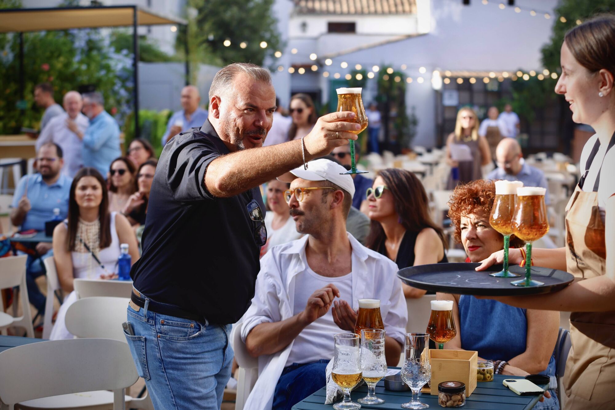 El espacio está abierto de martes a domingo y cuenta con zona de restauración y una programación de actividades para disfrutar hasta el 5 de octubre