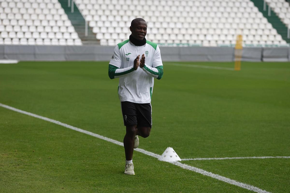 El primer entrenamiento del año del Córdoba en El Arcángel, en imágenes