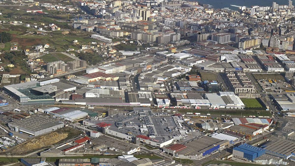 Vista aérea de las empresas del polígono coruñés de Agrela.   | // VÍCTOR ECHAVE