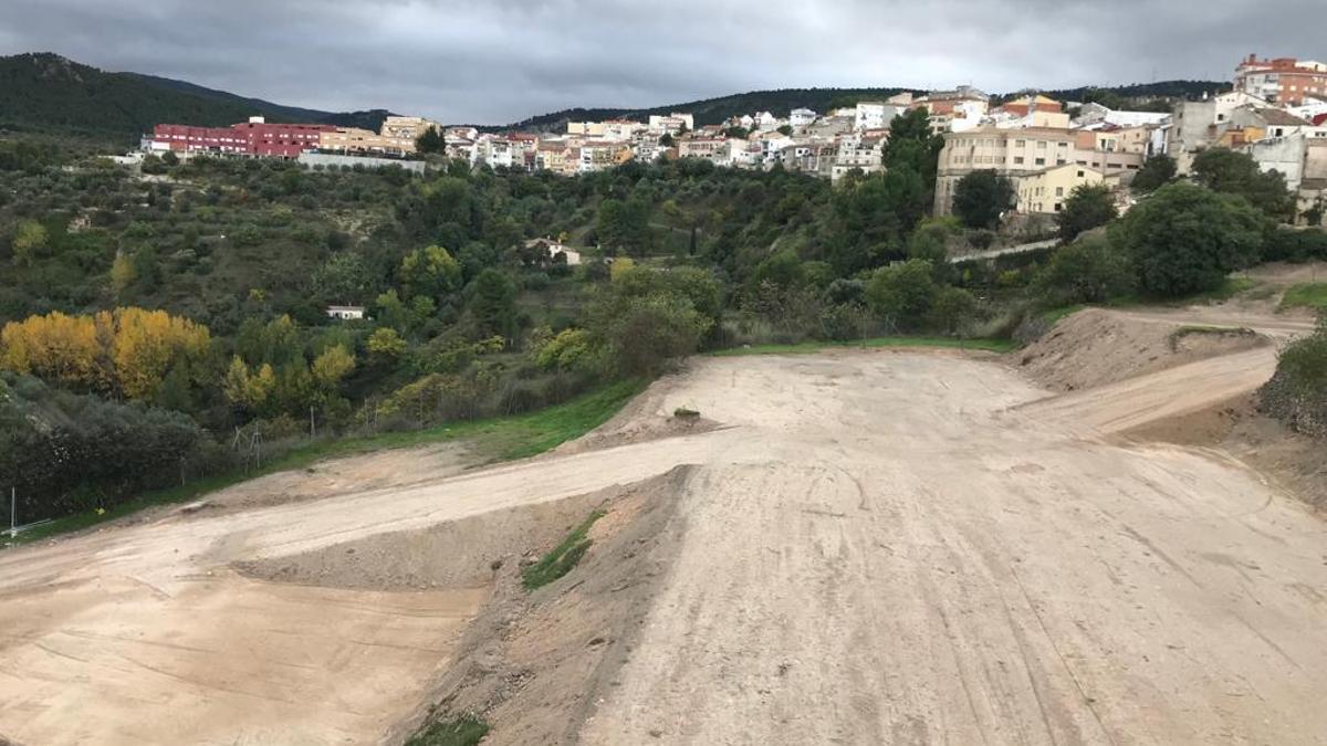 El solar donde habrán aparcamientos en la primera fase.