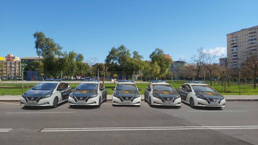 La Guardia Civil patrullará con cinco coches eléctricos puertos y aeropuertos de Baleares