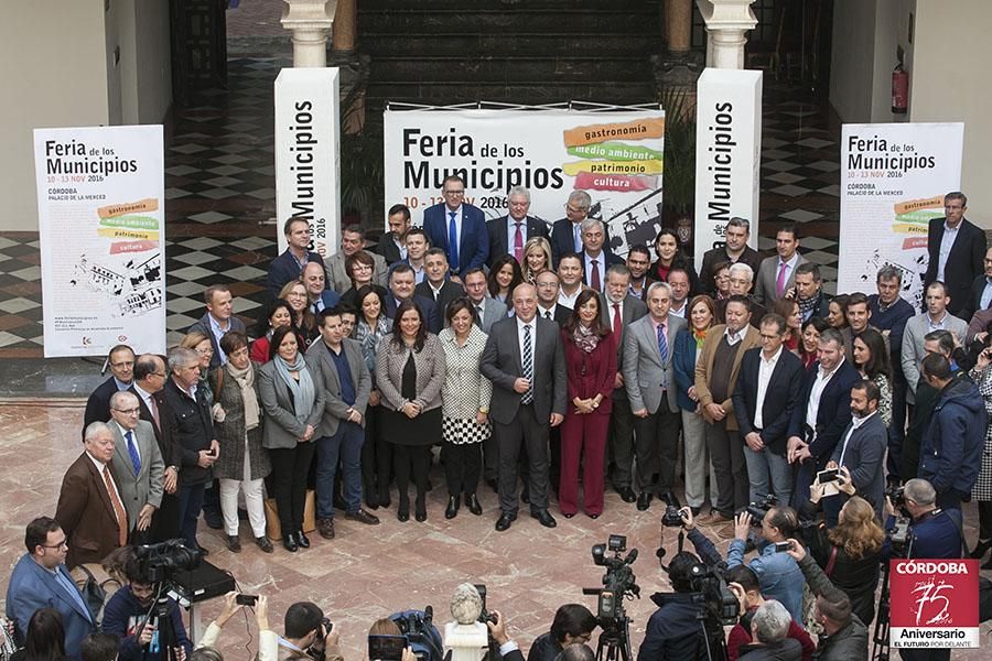 FOTOGALERÍA / La vuelta a la provincia en la Feria de los municipios