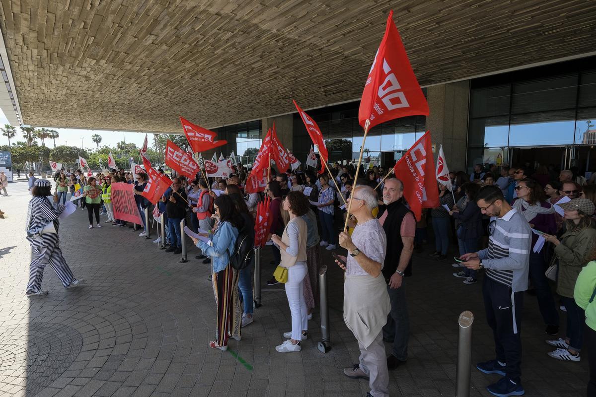 Concentración de funcionarios de Justicia en la capital grancanaria.
