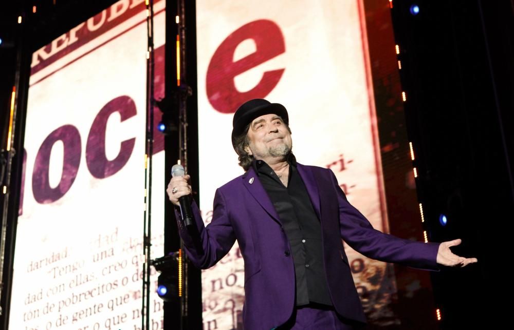 Joaquín Sabina cautiva a más de 6.000 almas en Gijón.