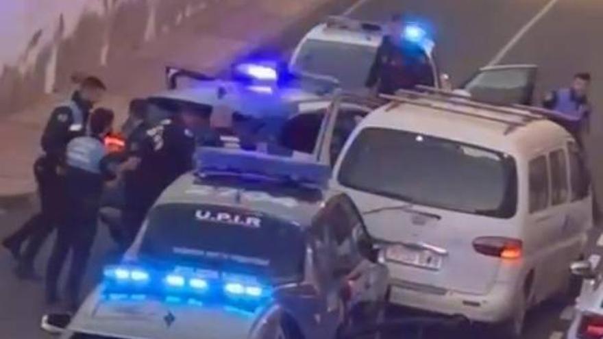 Persecución policial en La Orilla, Sardina del Sur