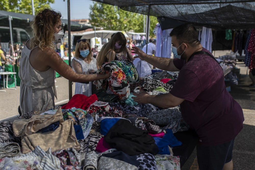 Mercadillo de la nueva normalidad en Zamora