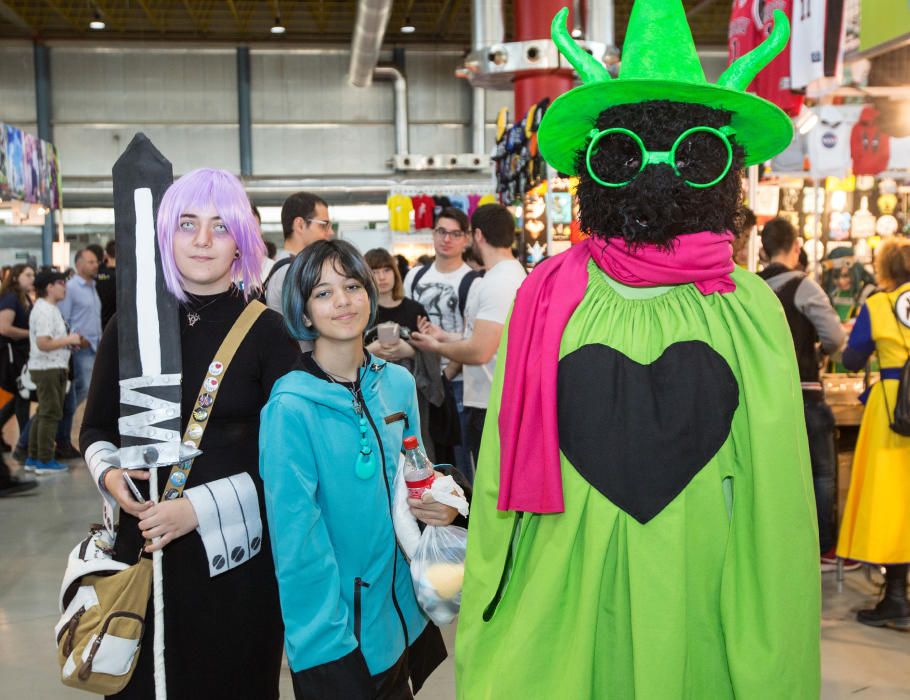 Miles de personas acuden al evento dedicado a la cultura japonesa celebrado en la provincia de Alicante