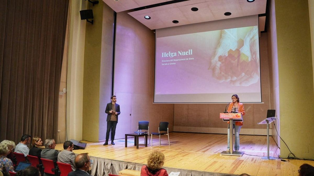 Una de les ponències de la jornada d’ahir, a Figueres.