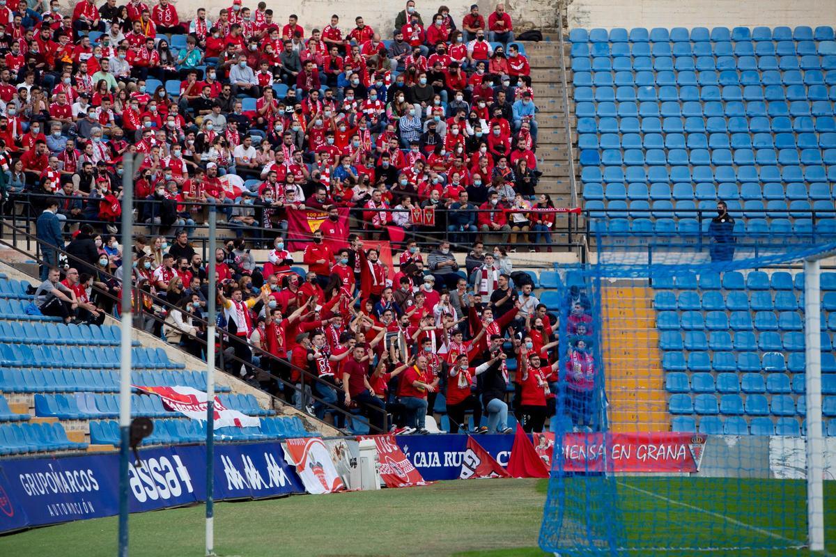 La afición del Real Murcia en su último desplazamiento al Rico Pérez