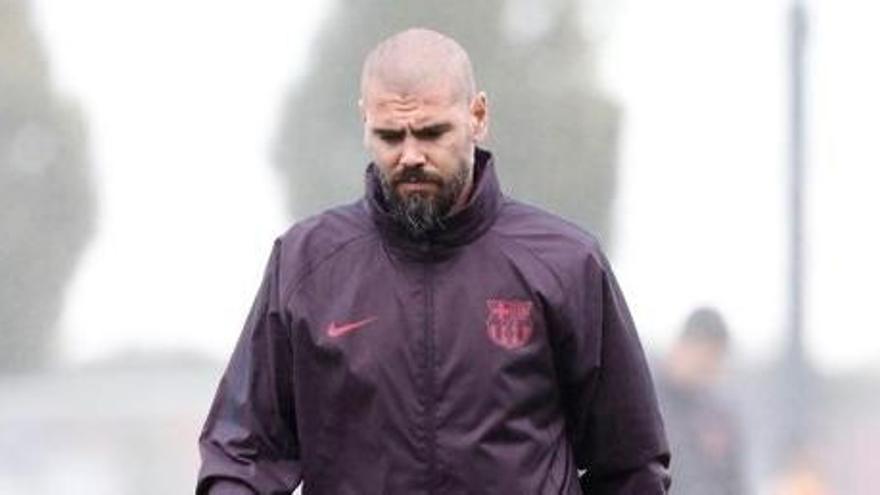 Víctor Valdés, entrenador del Juvenil A del Barcelona.