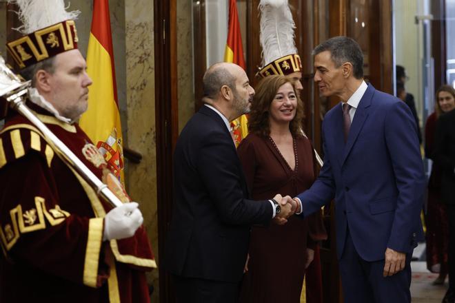 Санчес признаёт ошибки в деле Салазара и обещает изменения