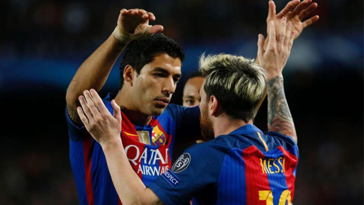 Luis Suárez felicitó a Messi