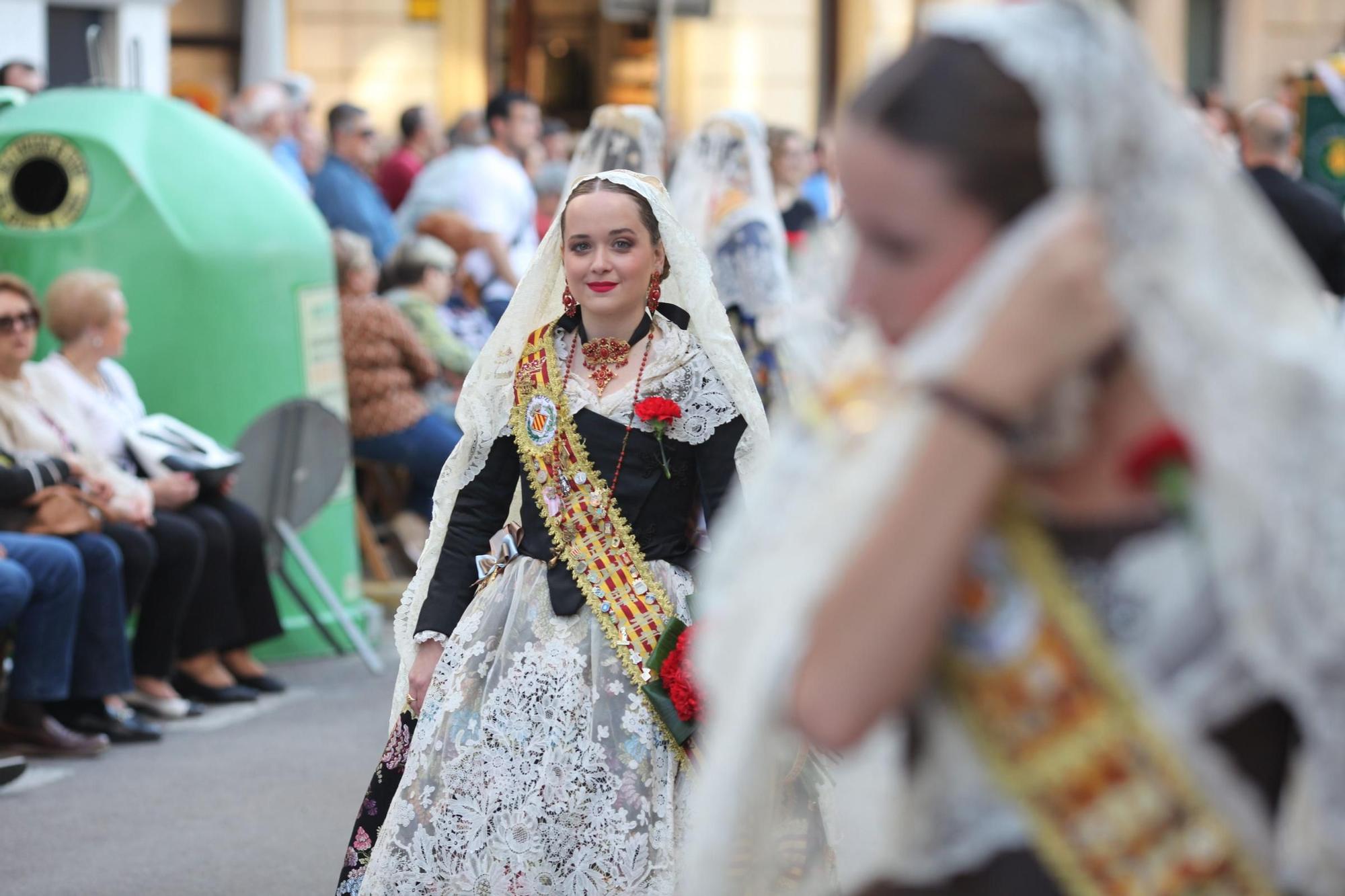 Galeria de fotos de l'ofrena de flors a Sant Pasqual en Vila-real