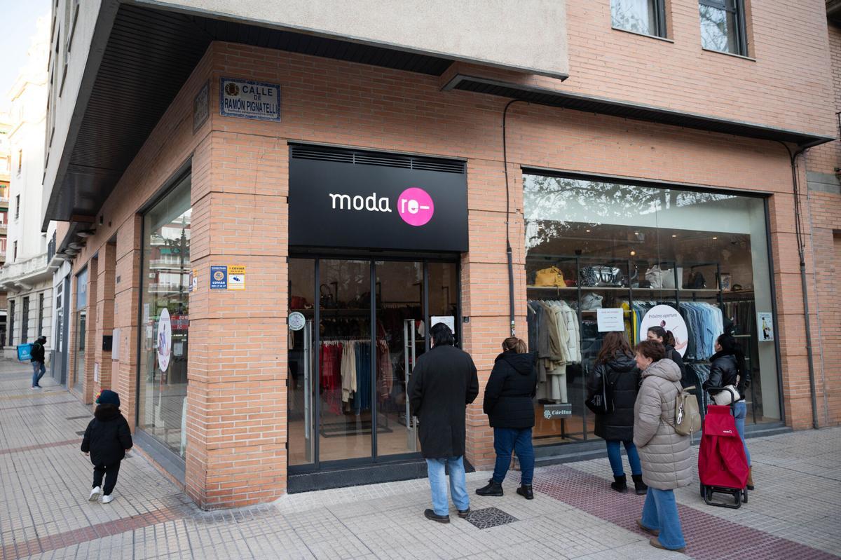 En imágenes, la nueva tienda de segunda mano en Zaragoza "Latido Verde"