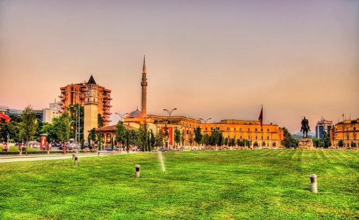 Plaza Skanderbeg