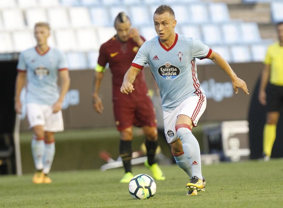 El Celta golea a la Roma con dobletes de Iago Aspas y Pione Sisto.