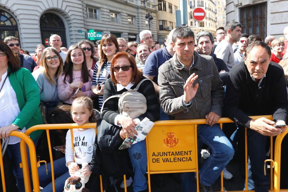 Búscate en la mascletà del 18 de marzo