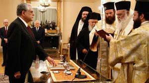 Lukàs Papadimos ha jurat el càrrec de primer ministre avui a la seu de la Presidència de la República.