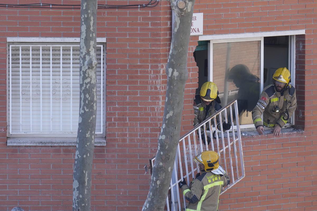 Tres muertos en el incendio de un edificio en Rubí