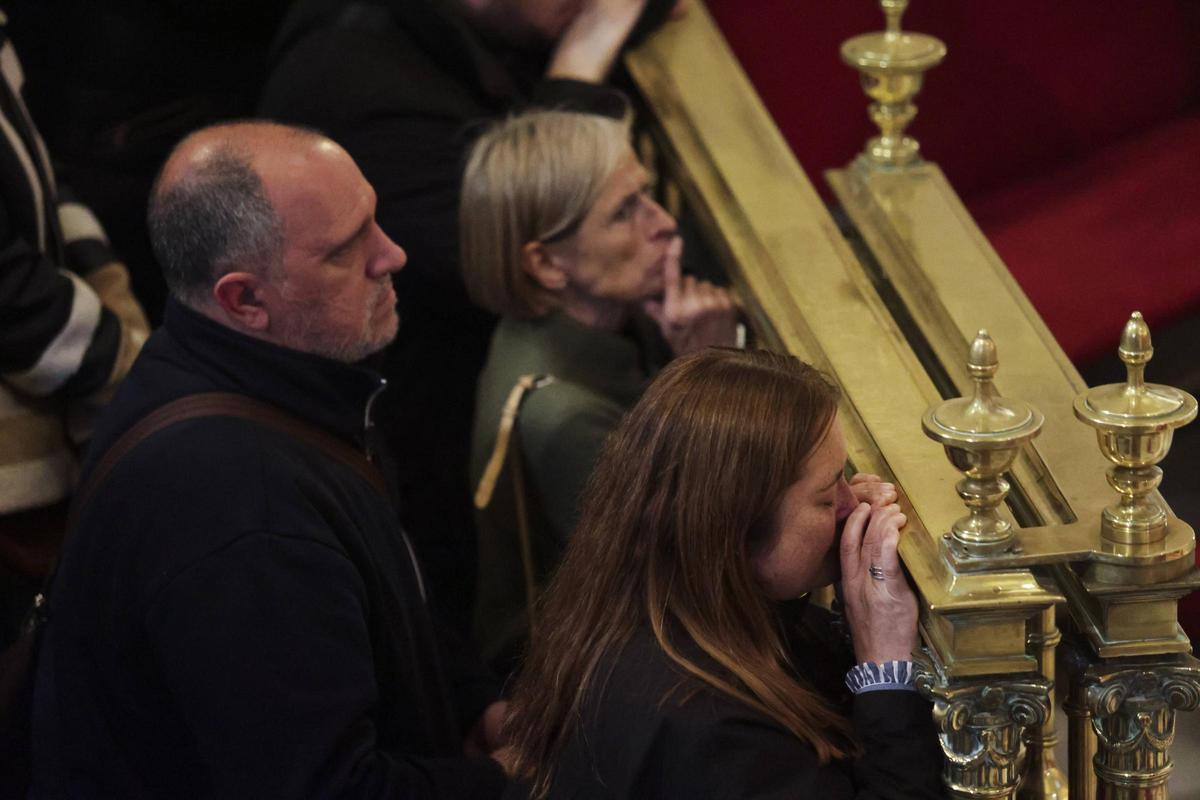La Catedral, abarrotada en el Viernes Santo para presenciar el Santo Sudario